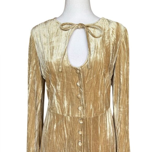 Lulus Refined Sensation Champagne Crushed Velvet Keyhole Mini Dress Medium NWOT - Picture 12 of 12